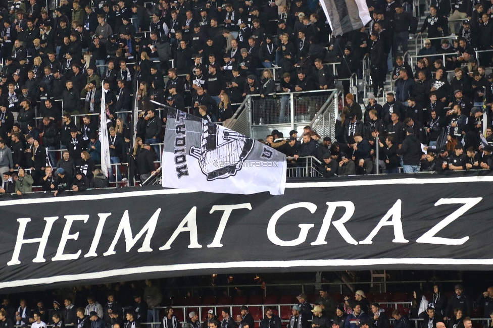 Sturm Graz - Club Brugge
UEFA Champions League Ligaphase 2. Spieltag, SK Sturm Graz - Club Brugge, Woerthersee Stadion Klagenfurt, 02.10.2024. 

Foto zeigt Fans von Sturm
