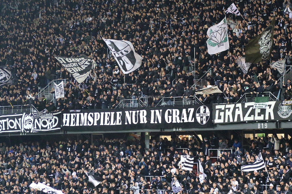 Sturm Graz - Club Brugge
UEFA Champions League Ligaphase 2. Spieltag, SK Sturm Graz - Club Brugge, Woerthersee Stadion Klagenfurt, 02.10.2024. 

Foto zeigt Fans von Sturm mit einem Spruchband
