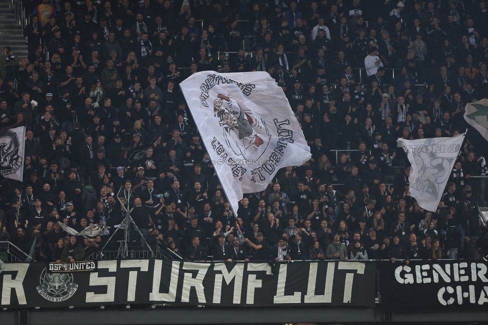 Sturm Graz - Club Brugge
UEFA Champions League Ligaphase 2. Spieltag, SK Sturm Graz - Club Brugge, Woerthersee Stadion Klagenfurt, 02.10.2024. 

Foto zeigt Fans von Sturm
