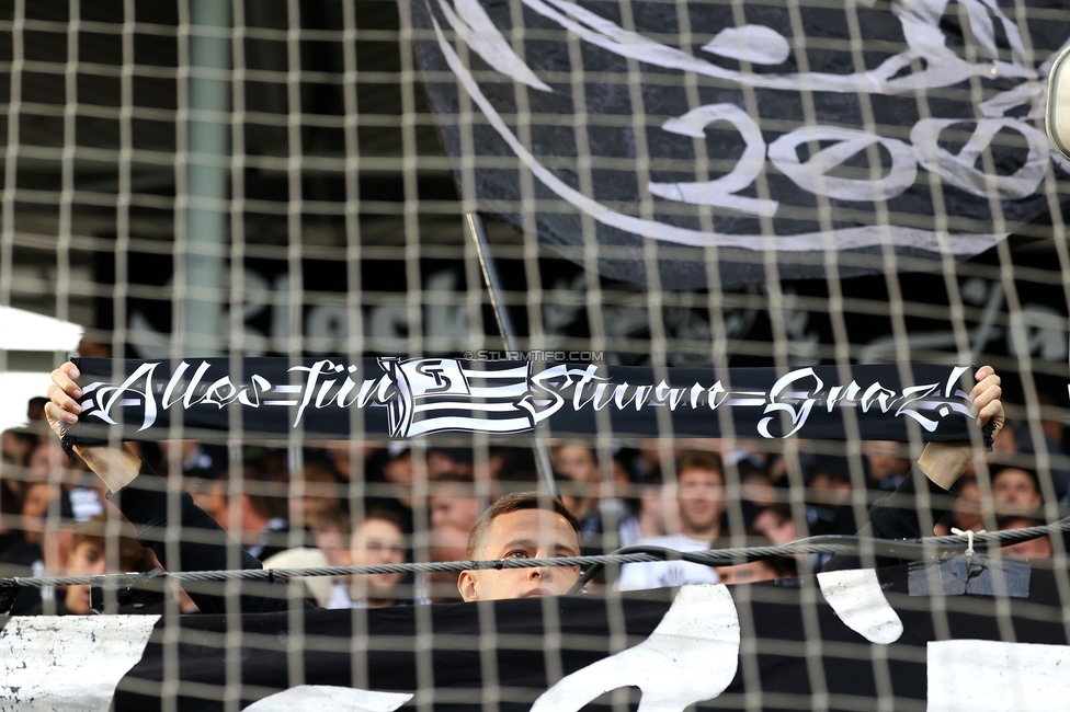 Sturm Graz - Salzburg
Oesterreichische Fussball Bundesliga, 9. Runde, SK Sturm Graz - RB Salzburg, Stadion Liebenau Graz, 06.10.2024. 

Foto zeigt Fans von Sturm
