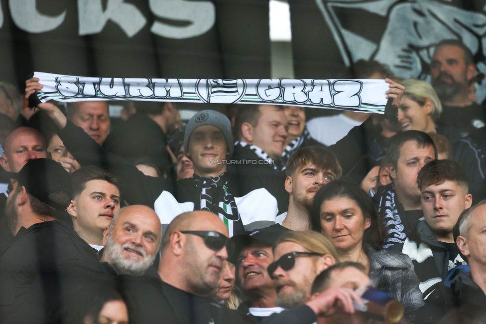 Sturm Graz - Salzburg
Oesterreichische Fussball Bundesliga, 9. Runde, SK Sturm Graz - RB Salzburg, Stadion Liebenau Graz, 06.10.2024. 

Foto zeigt Fans von Sturm
