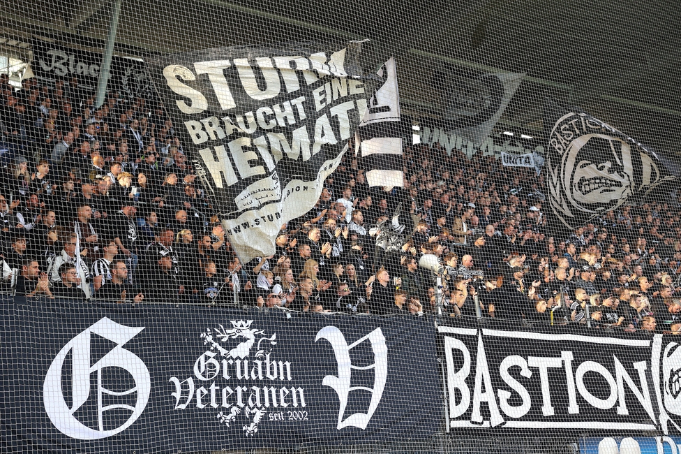 Sturm Graz - Salzburg
Oesterreichische Fussball Bundesliga, 9. Runde, SK Sturm Graz - RB Salzburg, Stadion Liebenau Graz, 06.10.2024. 

Foto zeigt Fans von Sturm
