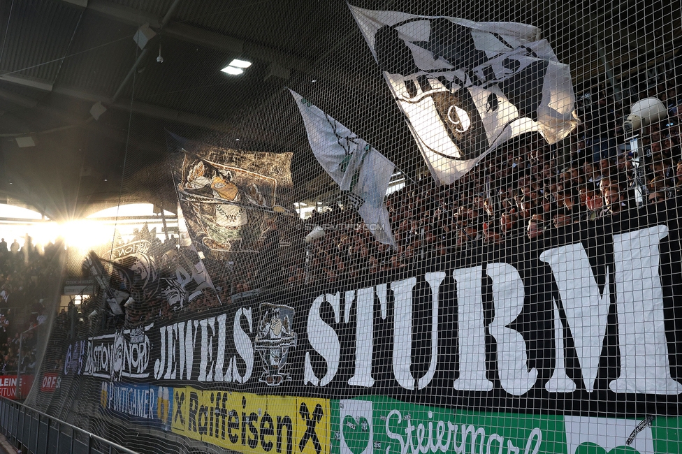 Sturm Graz - Salzburg
Oesterreichische Fussball Bundesliga, 9. Runde, SK Sturm Graz - RB Salzburg, Stadion Liebenau Graz, 06.10.2024. 

Foto zeigt Fans von Sturm
