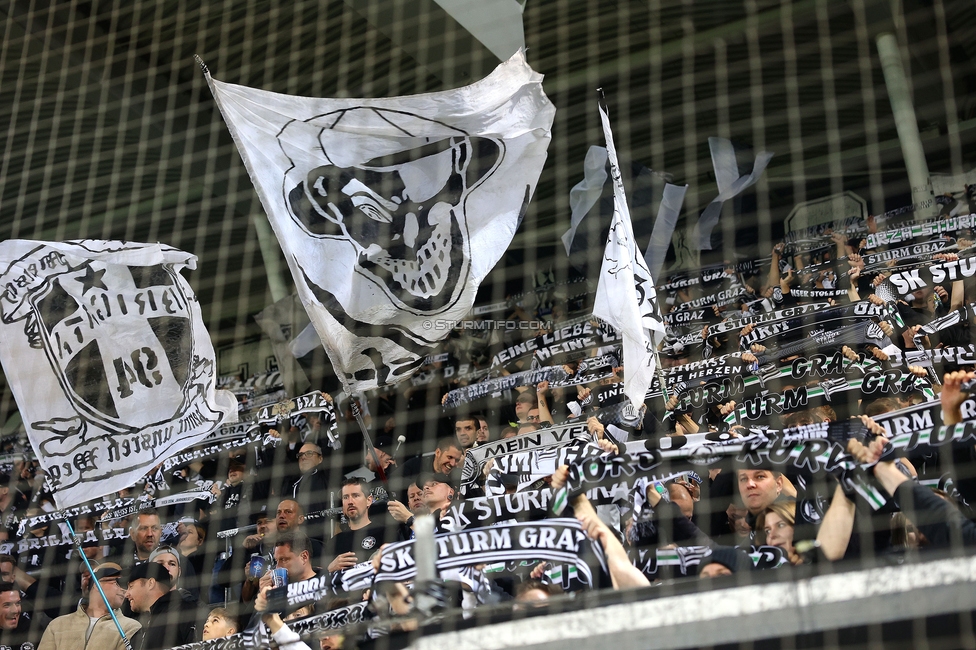 Sturm Graz - Salzburg
Oesterreichische Fussball Bundesliga, 9. Runde, SK Sturm Graz - RB Salzburg, Stadion Liebenau Graz, 06.10.2024. 

Foto zeigt Fans von Sturm
