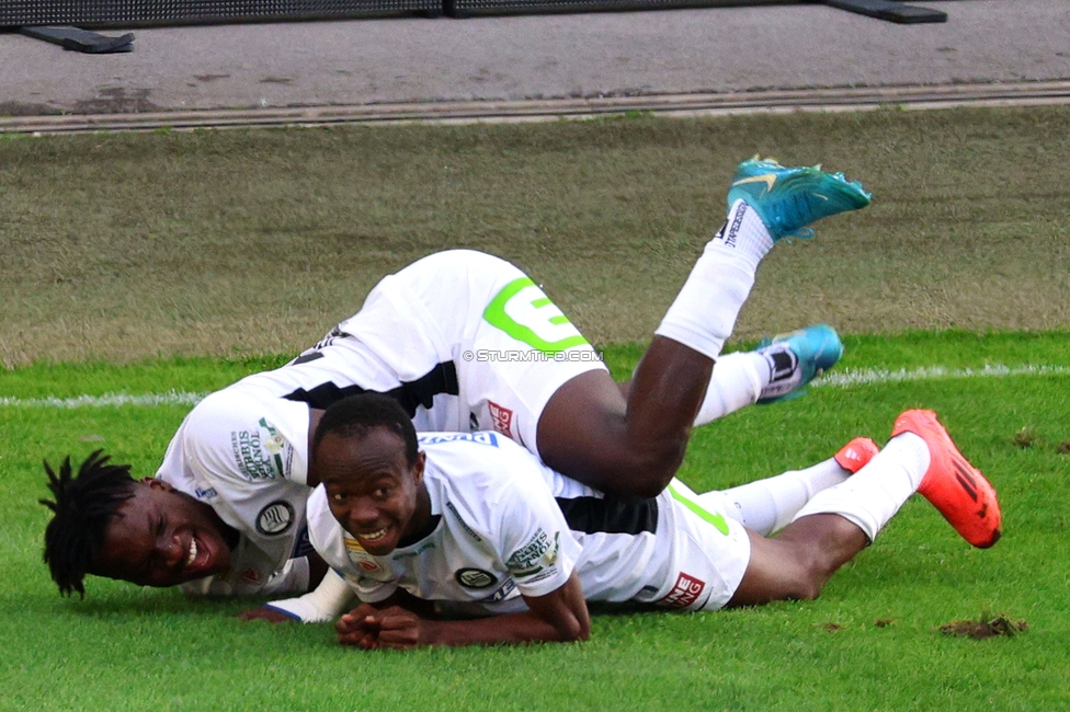 Sturm Graz - Salzburg
Oesterreichische Fussball Bundesliga, 9. Runde, SK Sturm Graz - RB Salzburg, Stadion Liebenau Graz, 06.10.2024. 

Foto zeigt Malick Junior Yalcouye (Sturm) und Seedy Jatta (Sturm)
