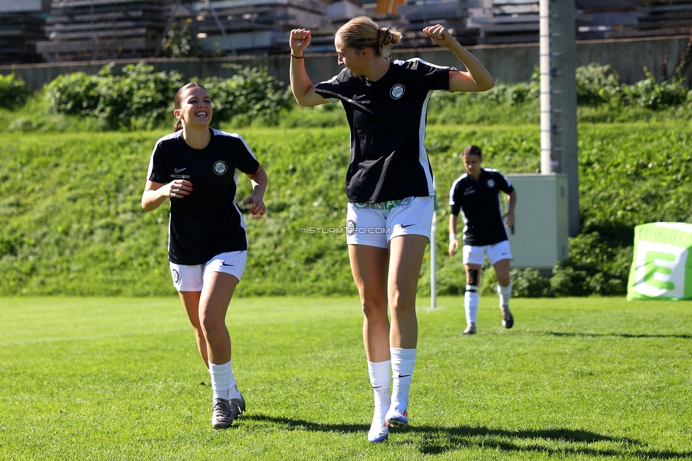 Sturm Damen - Altach
OEFB Frauen Bundesliga, 6. Runde, SK Sturm Graz Damen - SCR Altach, MURAUER Bier Arena - StFV Graz, 06.10.2024. 

Foto zeigt Modesta Uka (Sturm Damen)
