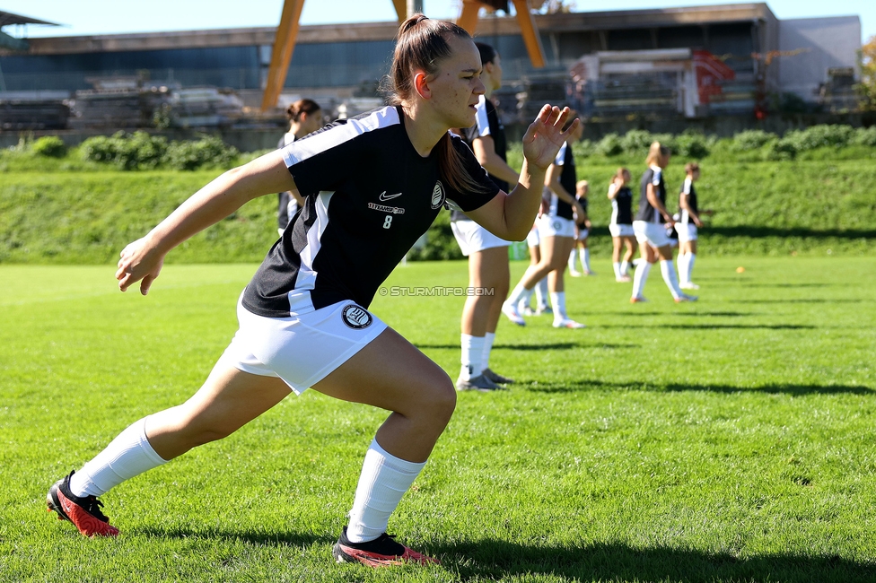 Sturm Damen - Altach
OEFB Frauen Bundesliga, 6. Runde, SK Sturm Graz Damen - SCR Altach, MURAUER Bier Arena - StFV Graz, 06.10.2024. 

Foto zeigt Julia Keutz (Sturm Damen)
