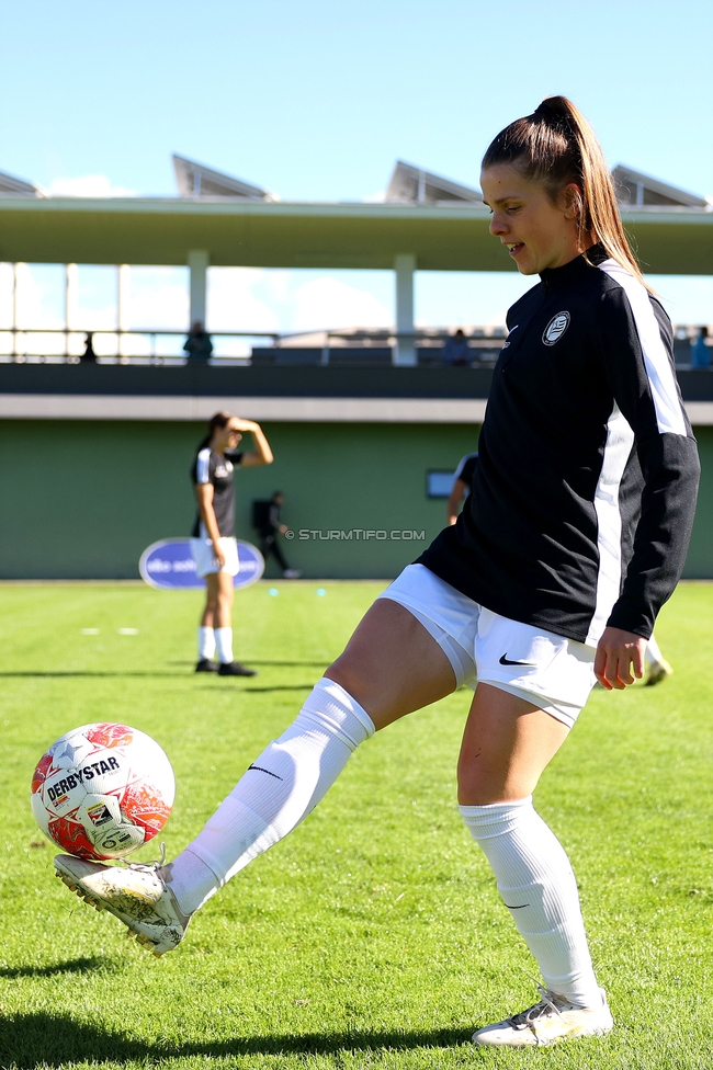 Sturm Damen - Altach
OEFB Frauen Bundesliga, 6. Runde, SK Sturm Graz Damen - SCR Altach, MURAUER Bier Arena - StFV Graz, 06.10.2024. 

Foto zeigt Laura Riesenbeck (Sturm Damen)
