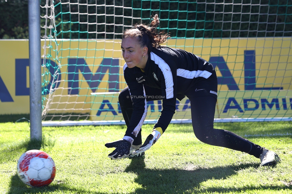 Sturm Damen - Altach
OEFB Frauen Bundesliga, 6. Runde, SK Sturm Graz Damen - SCR Altach, MURAUER Bier Arena - StFV Graz, 06.10.2024. 

Foto zeigt Lourdes Romero (Sturm Damen)
