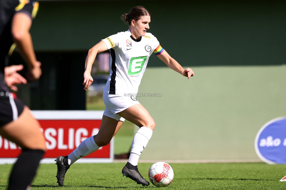 Sturm Damen - Altach
OEFB Frauen Bundesliga, 6. Runde, SK Sturm Graz Damen - SCR Altach, MURAUER Bier Arena - StFV Graz, 06.10.2024. 

Foto zeigt Sophie Maierhofer (Sturm Damen)
