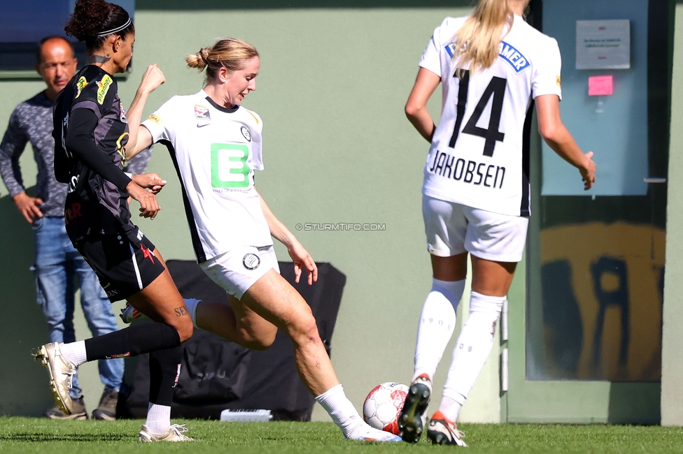 Sturm Damen - Altach
OEFB Frauen Bundesliga, 6. Runde, SK Sturm Graz Damen - SCR Altach, MURAUER Bier Arena - StFV Graz, 06.10.2024. 

Foto zeigt Elisabeth Brandl (Sturm Damen)
