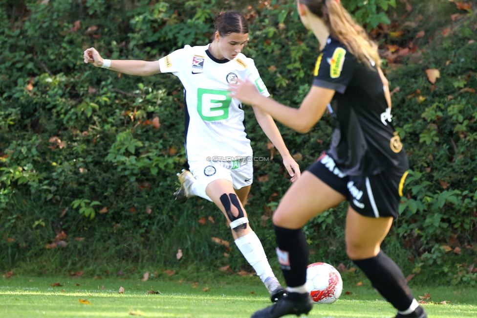 Sturm Damen - Altach
OEFB Frauen Bundesliga, 6. Runde, SK Sturm Graz Damen - SCR Altach, MURAUER Bier Arena - StFV Graz, 06.10.2024. 

Foto zeigt Leonie Christin Tragl (Sturm Damen)
