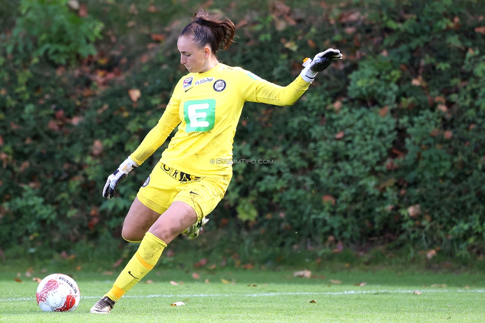 Sturm Damen - Altach
OEFB Frauen Bundesliga, 6. Runde, SK Sturm Graz Damen - SCR Altach, MURAUER Bier Arena - StFV Graz, 06.10.2024. 

Foto zeigt Lourdes Romero (Sturm Damen)
