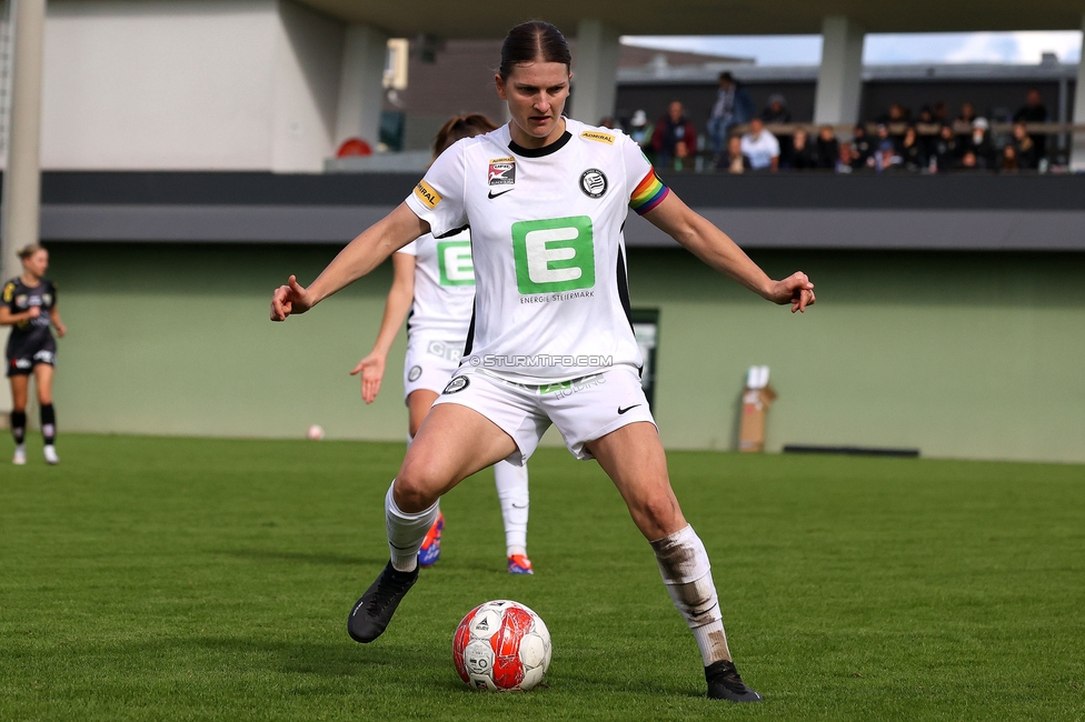 Sturm Damen - Altach
OEFB Frauen Bundesliga, 6. Runde, SK Sturm Graz Damen - SCR Altach, MURAUER Bier Arena - StFV Graz, 06.10.2024. 

Foto zeigt Sophie Maierhofer (Sturm Damen)
