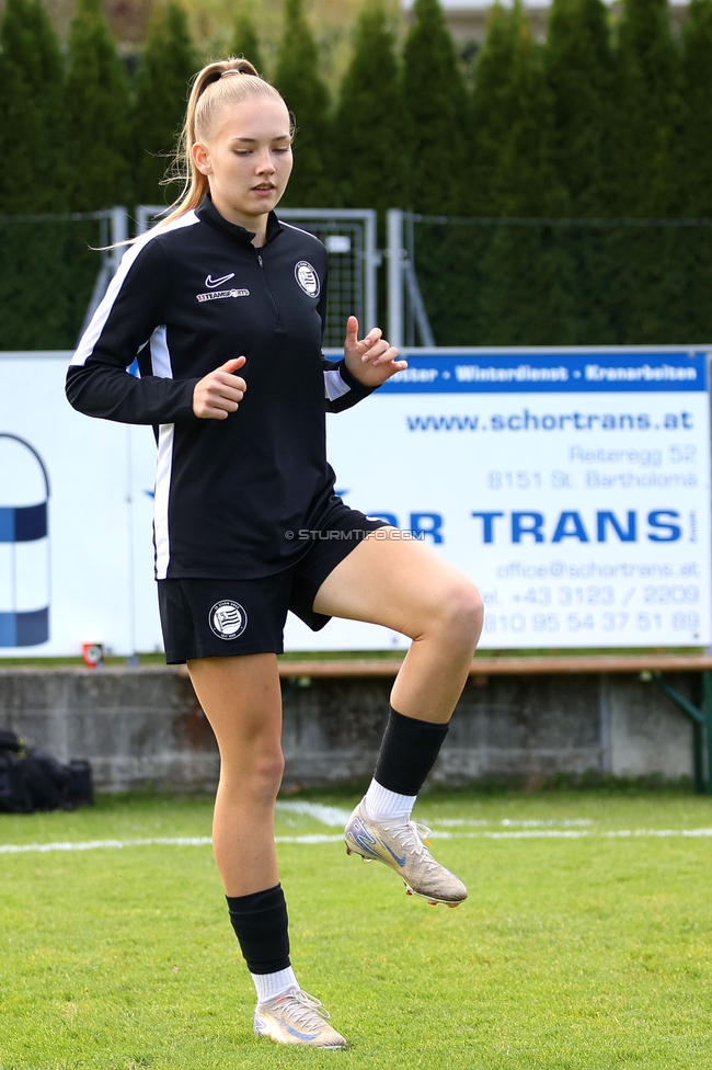 Sturm Damen - LASK
OEFB Frauen Bundesliga, 7. Runde, SK Sturm Graz Damen - LASK Damen, Anton Koch Stadion Hollenegg, 12.10.2024. 

Foto zeigt Lena Breznik (Sturm Damen)
