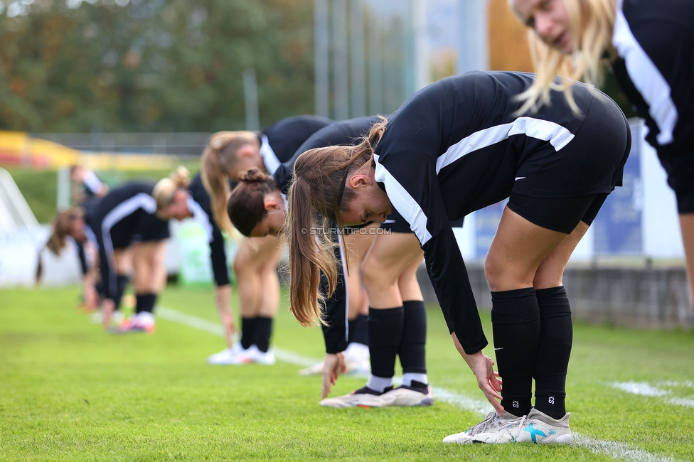 Sturm Damen - LASK
OEFB Frauen Bundesliga, 7. Runde, SK Sturm Graz Damen - LASK Damen, Anton Koch Stadion Hollenegg, 12.10.2024. 

Foto zeigt die Mannschaft der Sturm Damen
