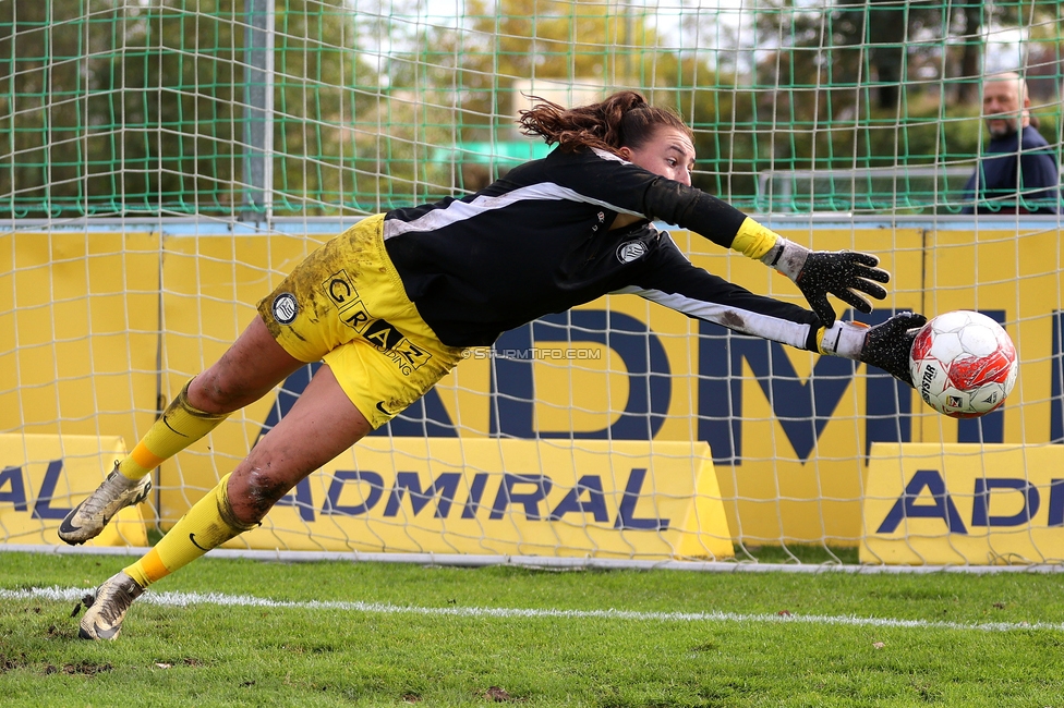 Sturm Damen - LASK
OEFB Frauen Bundesliga, 7. Runde, SK Sturm Graz Damen - LASK Damen, Anton Koch Stadion Hollenegg, 12.10.2024. 

Foto zeigt Lourdes Romero (Sturm Damen)
