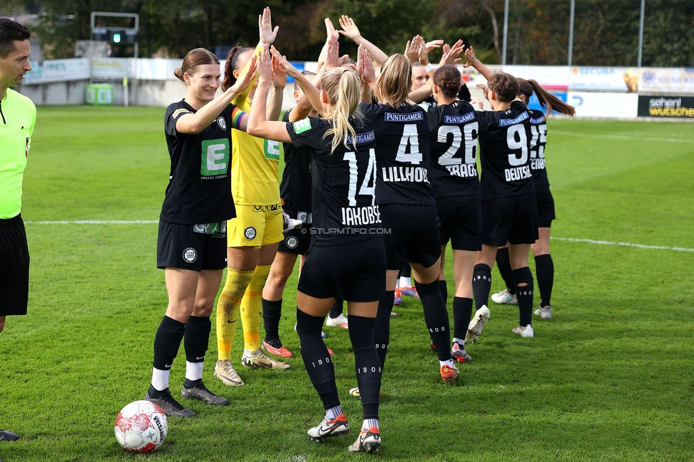 Sturm Damen - LASK
OEFB Frauen Bundesliga, 7. Runde, SK Sturm Graz Damen - LASK Damen, Anton Koch Stadion Hollenegg, 12.10.2024. 

Foto zeigt die Mannschaft der Sturm Damen
