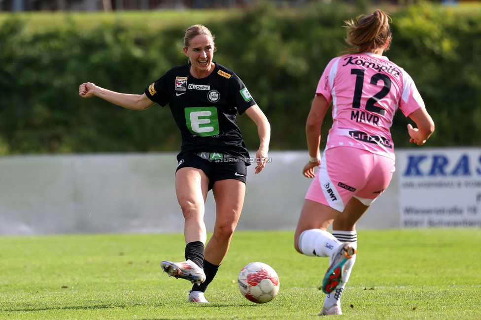 Sturm Damen - LASK
OEFB Frauen Bundesliga, 7. Runde, SK Sturm Graz Damen - LASK Damen, Anton Koch Stadion Hollenegg, 12.10.2024. 

Foto zeigt Elisabeth Brandl (Sturm Damen)
