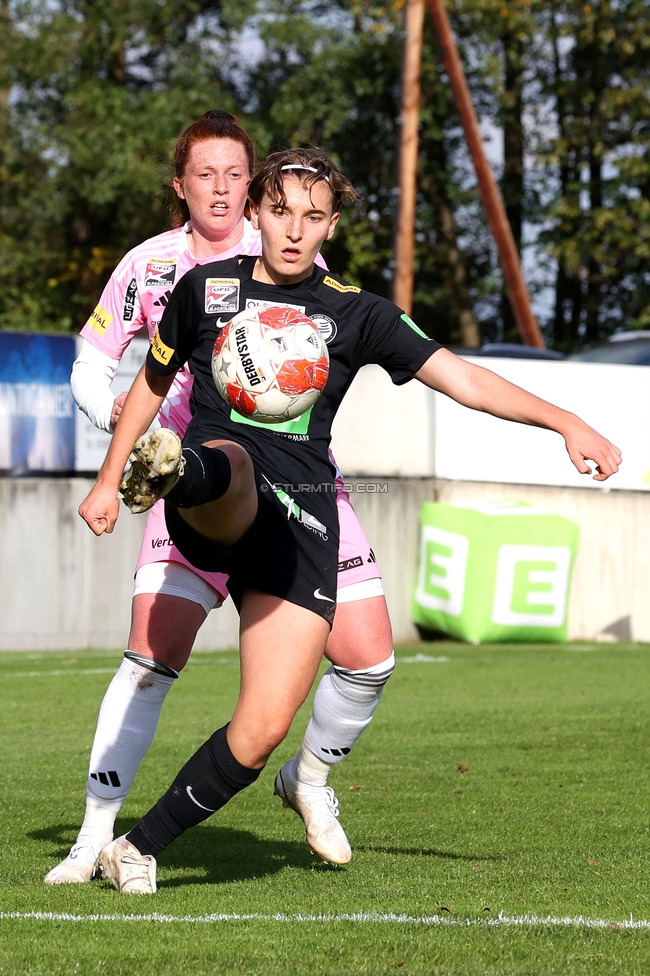 Sturm Damen - LASK
OEFB Frauen Bundesliga, 7. Runde, SK Sturm Graz Damen - LASK Damen, Anton Koch Stadion Hollenegg, 12.10.2024. 

Foto zeigt Pauline Deutsch (Sturm Damen)
