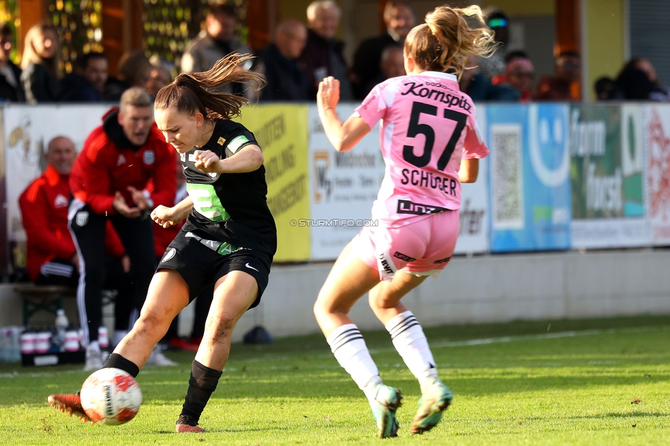 Sturm Damen - LASK
OEFB Frauen Bundesliga, 7. Runde, SK Sturm Graz Damen - LASK Damen, Anton Koch Stadion Hollenegg, 12.10.2024. 

Foto zeigt Julia Keutz (Sturm Damen)
