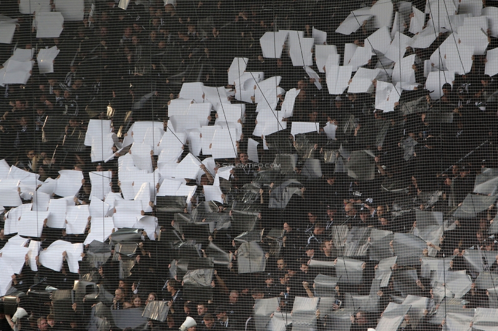 Sturm Graz - GAK
Oesterreichische Fussball Bundesliga, 10. Runde, SK Sturm Graz - Grazer AK, Stadion Liebenau Graz, 19.10.2024. 

Foto zeigt Fans von Sturm mit einer Choreografie
