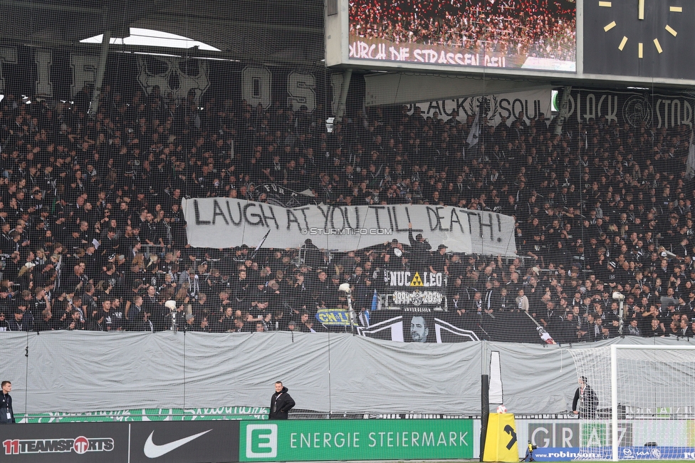 Sturm Graz - GAK
Oesterreichische Fussball Bundesliga, 10. Runde, SK Sturm Graz - Grazer AK, Stadion Liebenau Graz, 19.10.2024. 

Foto zeigt Fans von Sturm mit einem Spruchband
