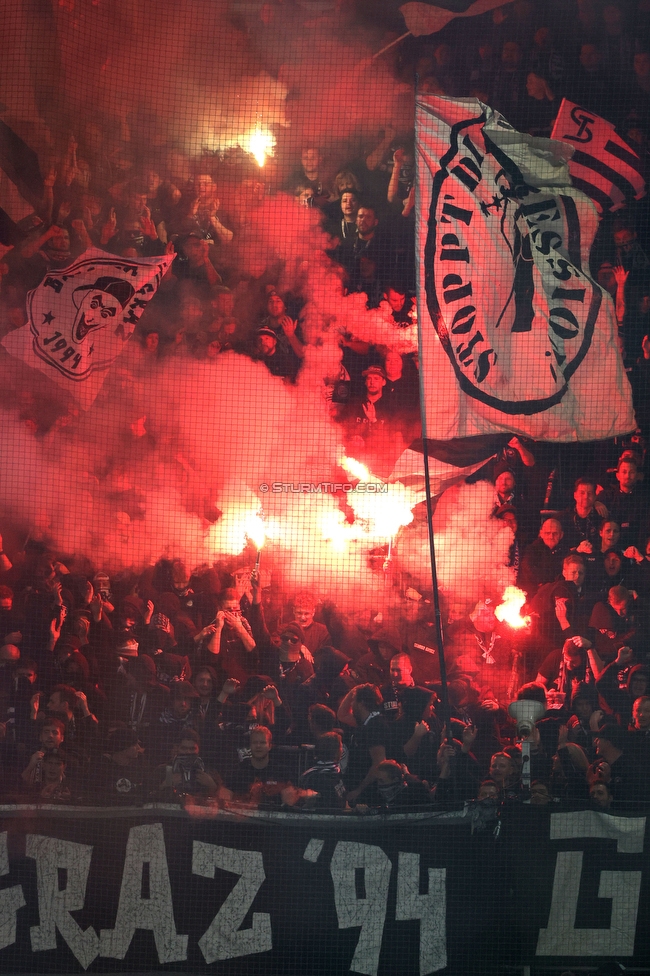 Sturm Graz - GAK
Oesterreichische Fussball Bundesliga, 10. Runde, SK Sturm Graz - Grazer AK, Stadion Liebenau Graz, 19.10.2024. 

Foto zeigt Fans von Sturm
Schlüsselwörter: pyrotechnik