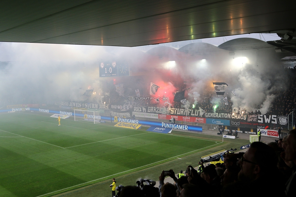 Sturm Graz - GAK
Oesterreichische Fussball Bundesliga, 10. Runde, SK Sturm Graz - Grazer AK, Stadion Liebenau Graz, 19.10.2024. 

Foto zeigt Fans von Sturm
Schlüsselwörter: pyrotechnik