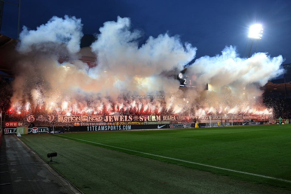 Sturm Graz - GAK
Oesterreichische Fussball Bundesliga, 10. Runde, SK Sturm Graz - Grazer AK, Stadion Liebenau Graz, 19.10.2024. 

Foto zeigt Fans von Sturm
Schlüsselwörter: pyrotechnik