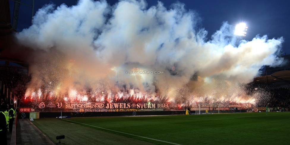 Sturm Graz - GAK
Oesterreichische Fussball Bundesliga, 10. Runde, SK Sturm Graz - Grazer AK, Stadion Liebenau Graz, 19.10.2024. 

Foto zeigt Fans von Sturm
Schlüsselwörter: pyrotechnik