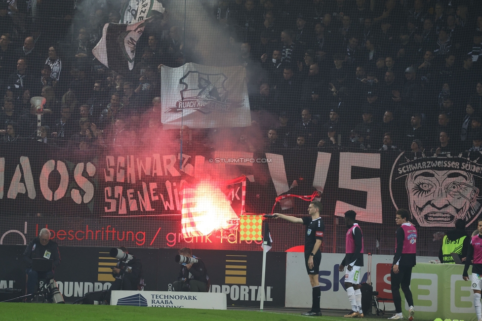 Sturm Graz - GAK
Oesterreichische Fussball Bundesliga, 10. Runde, SK Sturm Graz - Grazer AK, Stadion Liebenau Graz, 19.10.2024. 

Foto zeigt Fans von Sturm
Schlüsselwörter: sws pyrotechnik