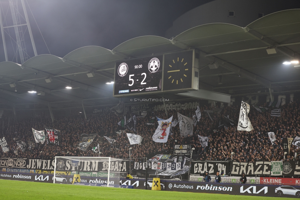 Sturm Graz - GAK
Oesterreichische Fussball Bundesliga, 10. Runde, SK Sturm Graz - Grazer AK, Stadion Liebenau Graz, 19.10.2024. 

Foto zeigt Fans von Sturm
