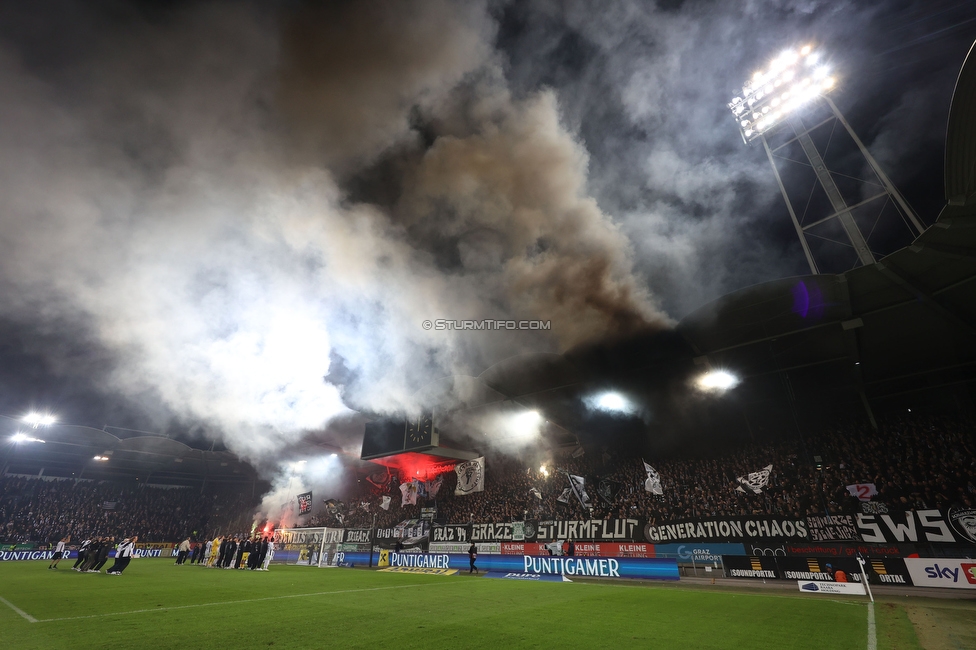 Sturm Graz - GAK
Oesterreichische Fussball Bundesliga, 10. Runde, SK Sturm Graz - Grazer AK, Stadion Liebenau Graz, 19.10.2024. 

Foto zeigt Fans von Sturm und die Mannschaft von Sturm
Schlüsselwörter: pyrotechnik