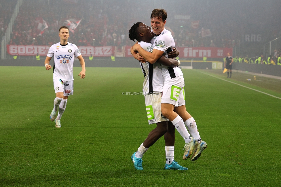 Sturm Graz - GAK
Oesterreichische Fussball Bundesliga, 10. Runde, SK Sturm Graz - Grazer AK, Stadion Liebenau Graz, 19.10.2024. 

Foto zeigt Seedy Jatta (Sturm) und William Boeving (Sturm)
Schlüsselwörter: torjubel