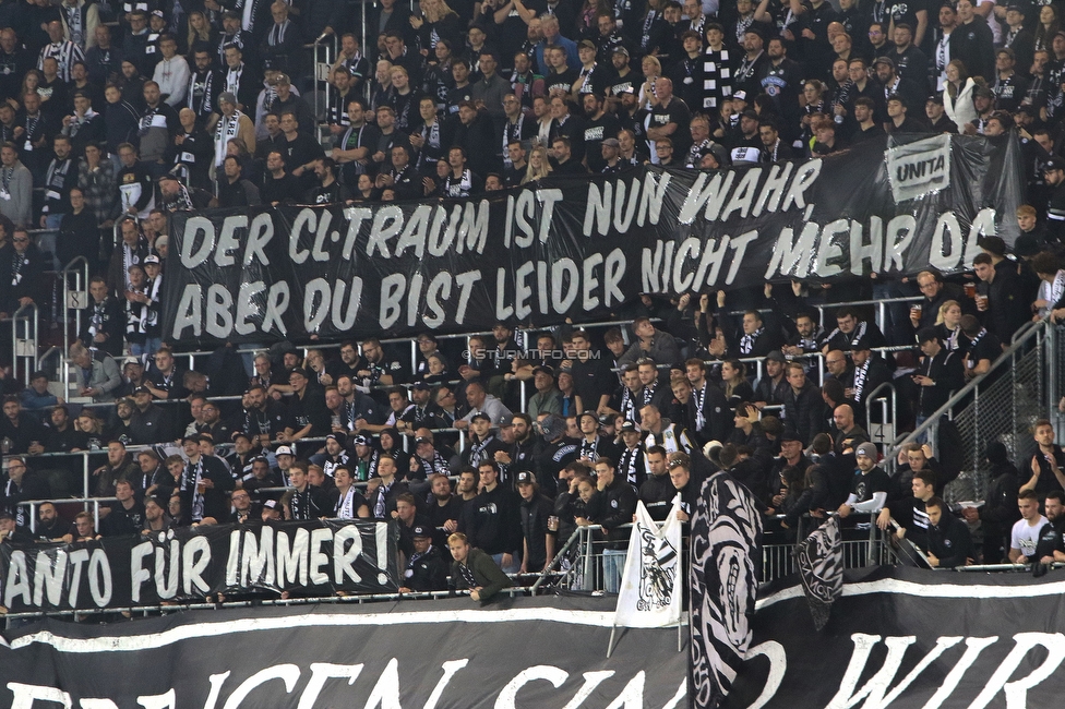 Sturm Graz - Sporting
UEFA Champions League Ligaphase 3. Spieltag, SK Sturm Graz - Sporting Lissabon, Woerthersee Stadion Klagenfurt, 22.10.2024. 

Foto zeigt Fans von Sturm mit einem Spruchband
Schlüsselwörter: unita