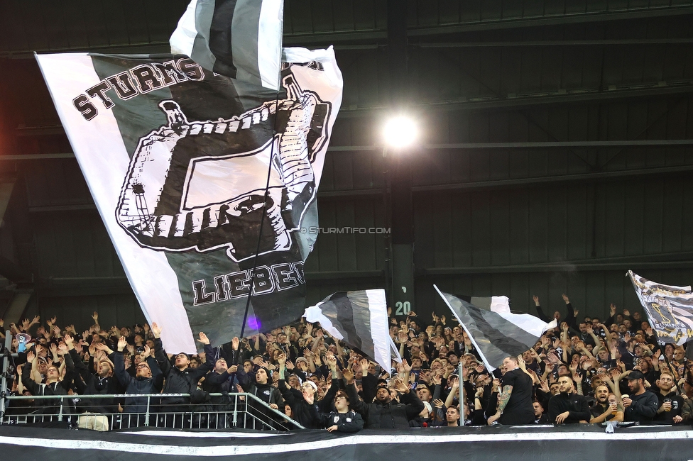 Sturm Graz - Sporting
UEFA Champions League Ligaphase 3. Spieltag, SK Sturm Graz - Sporting CP, Woerthersee Stadion Klagenfurt, 22.10.2024. 

Foto zeigt Fans von Sturm
Schlüsselwörter: sturmstadion