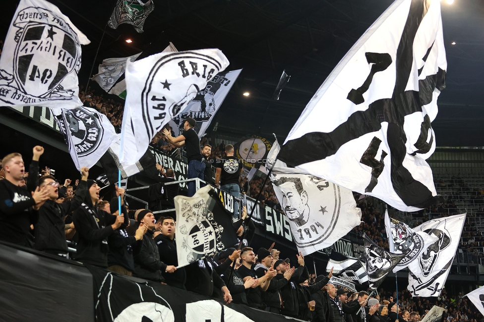 Sturm Graz - Sporting
UEFA Champions League Ligaphase 3. Spieltag, SK Sturm Graz - Sporting Lissabon, Woerthersee Stadion Klagenfurt, 22.10.2024. 

Foto zeigt Fans von Sturm
Schlüsselwörter: brigata