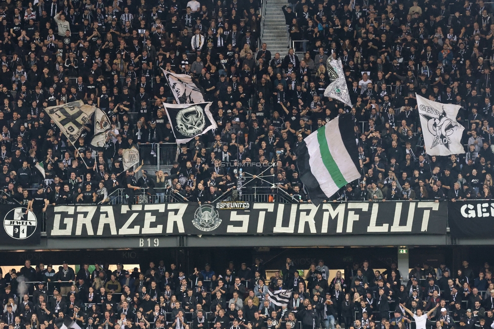 Sturm Graz - Sporting Lissabon
UEFA Champions League Ligaphase 3. Spieltag, SK Sturm Graz - Sporting Lissabon, Woerthersee Stadion Klagenfurt, 22.10.2024. 

Foto zeigt Fans von Sturm
Schlüsselwörter: sturmflut