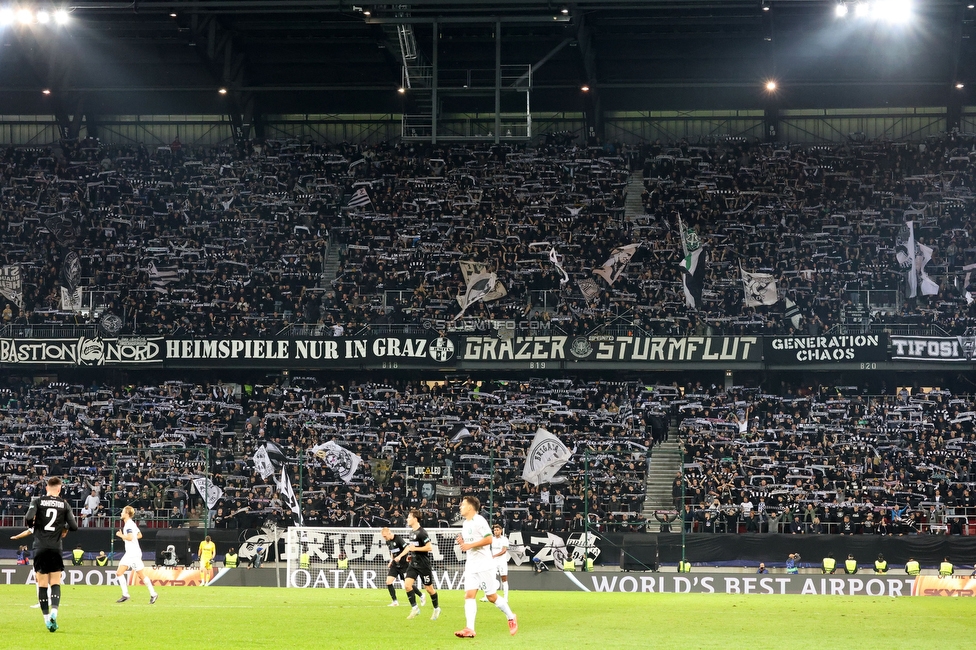 Sturm Graz - Sporting Lissabon
UEFA Champions League Ligaphase 3. Spieltag, SK Sturm Graz - Sporting Lissabon, Woerthersee Stadion Klagenfurt, 22.10.2024. 

Foto zeigt Fans von Sturm
Schlüsselwörter: schals