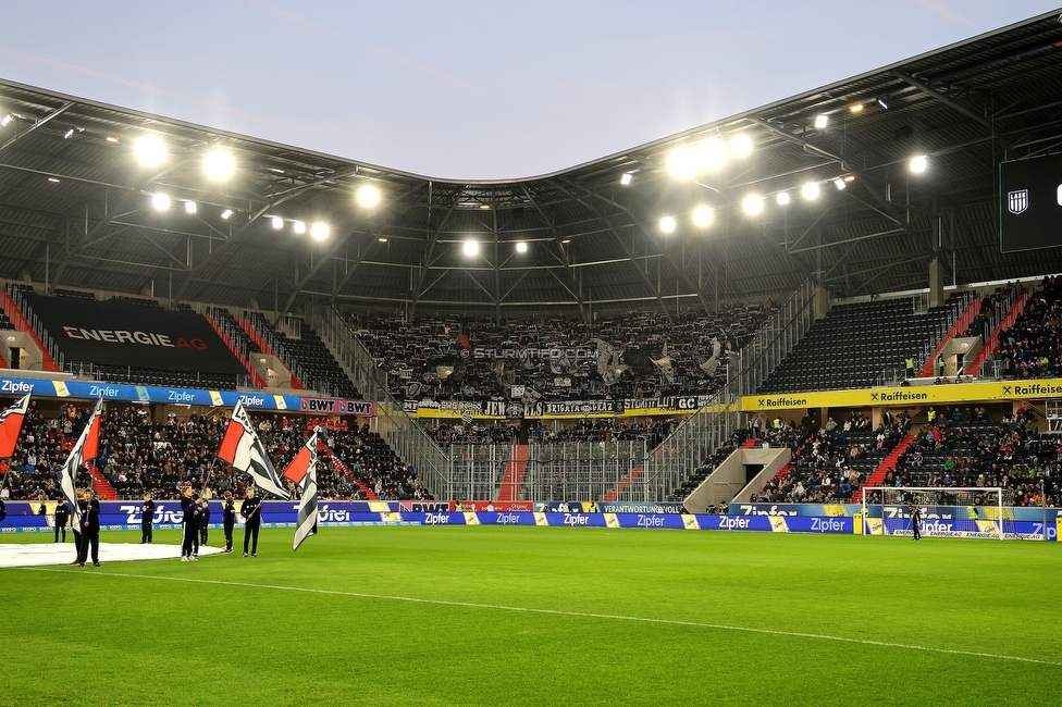 LASK - Sturm Graz
Oesterreichische Fussball Bundesliga, 1. Runde, LASK - SK Sturm Graz, Arena Linz, 27.10.2024. 

Foto zeigt Fans von Sturm
