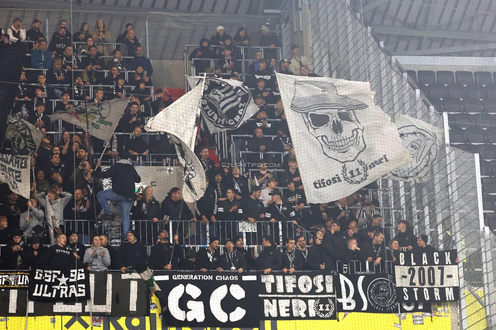 LASK - Sturm Graz
Oesterreichische Fussball Bundesliga, 1. Runde, LASK - SK Sturm Graz, Arena Linz, 27.10.2024. 

Foto zeigt Fans von Sturm
Schlüsselwörter: generationchaos tifosi blackstorm