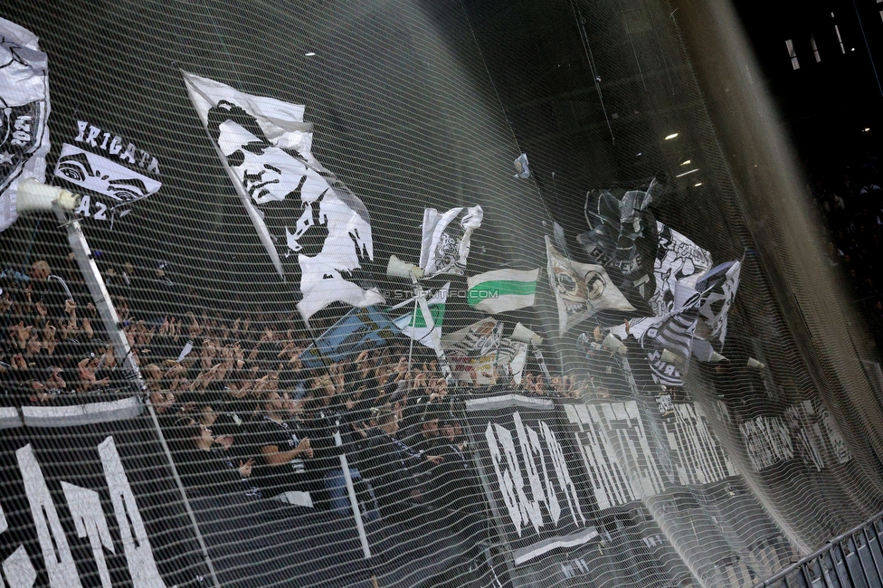 Sturm Graz - Blau-Weiss Linz
OEFB Cup, 3. Runde, SK Sturm Graz - Blau-Weiss Linz, Stadion Liebenau Graz, 30.10.2024. 

Foto zeigt Fans von Sturm
