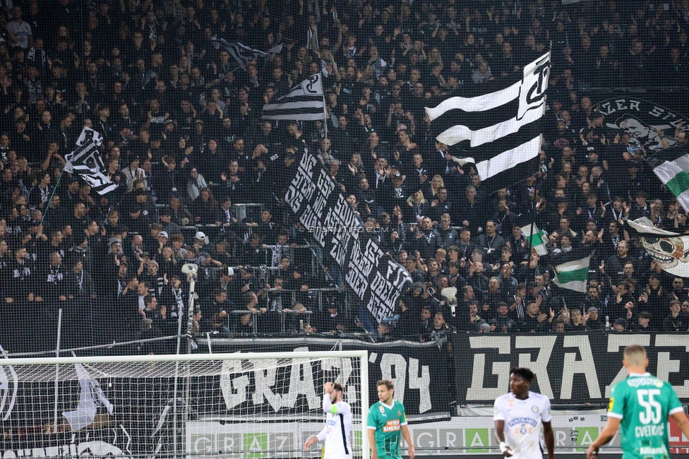 Sturm Graz - Rapid Wien
Oesterreichische Fussball Bundesliga, 12. Runde, SK Sturm Graz - SK Rapid Wien, Stadion Liebenau Graz, 02.11.2024. 

Foto zeigt Fans von Sturm mit einem Spruchband
Schlüsselwörter: sturmflut