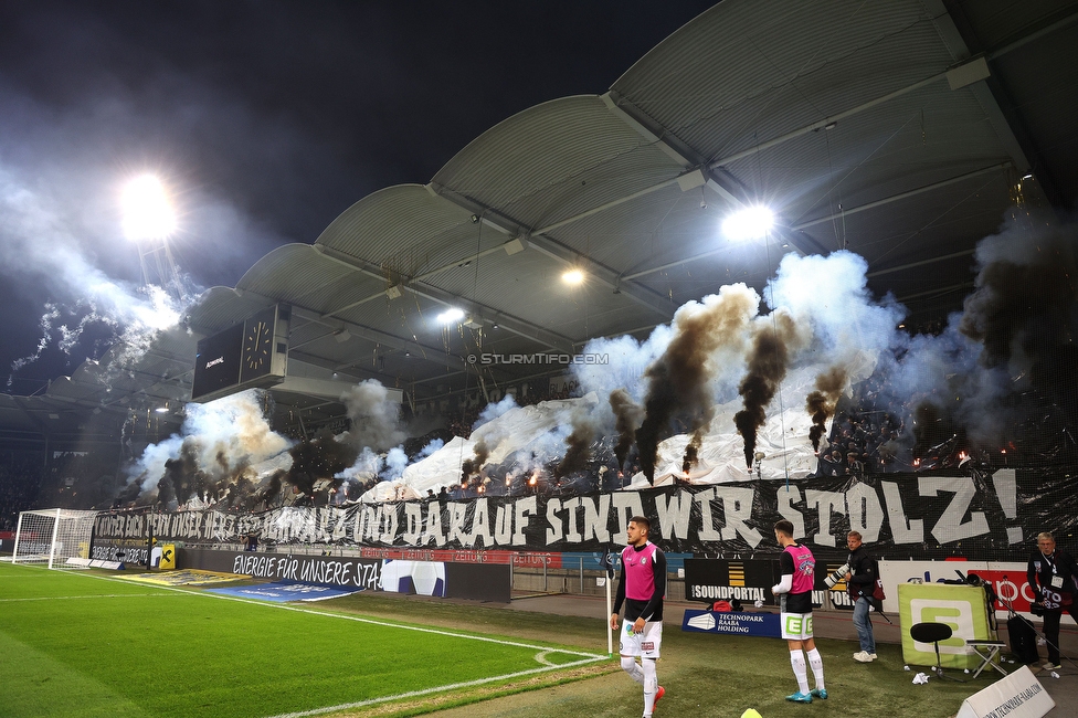 Sturm Graz - Rapid Wien
Oesterreichische Fussball Bundesliga, 12. Runde, SK Sturm Graz - SK Rapid Wien, Stadion Liebenau Graz, 02.11.2024. 

Foto zeigt Fans von Sturm mit einer Choreografie
Schlüsselwörter: brigata pyrotechnik