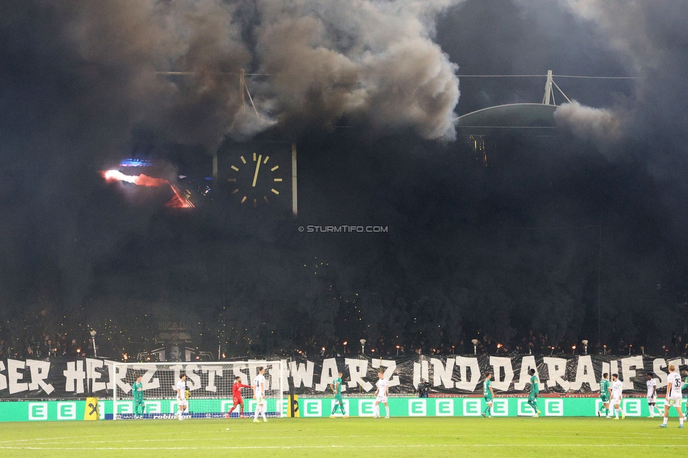 Sturm Graz - Rapid Wien
Oesterreichische Fussball Bundesliga, 12. Runde, SK Sturm Graz - SK Rapid Wien, Stadion Liebenau Graz, 02.11.2024. 

Foto zeigt Fans von Sturm mit einer Choreografie
Schlüsselwörter: brigata pyrotechnik