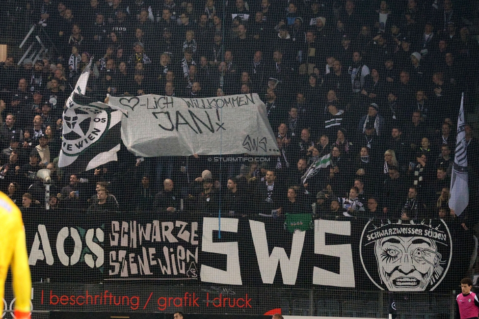 Sturm Graz - Rapid Wien
Oesterreichische Fussball Bundesliga, 12. Runde, SK Sturm Graz - SK Rapid Wien, Stadion Liebenau Graz, 02.11.2024. 

Foto zeigt Fans von Sturm mit einem Spruchband
Schlüsselwörter: baby sws