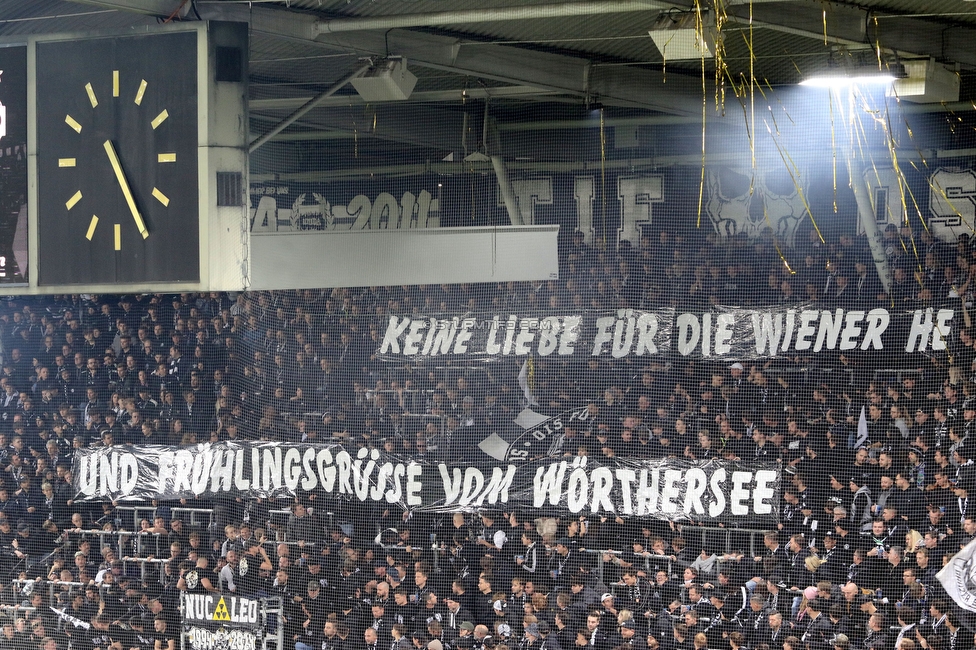 Sturm Graz - Rapid Wien
Oesterreichische Fussball Bundesliga, 12. Runde, SK Sturm Graz - SK Rapid Wien, Stadion Liebenau Graz, 02.11.2024. 

Foto zeigt Fans von Sturm mit einem Spruchband
