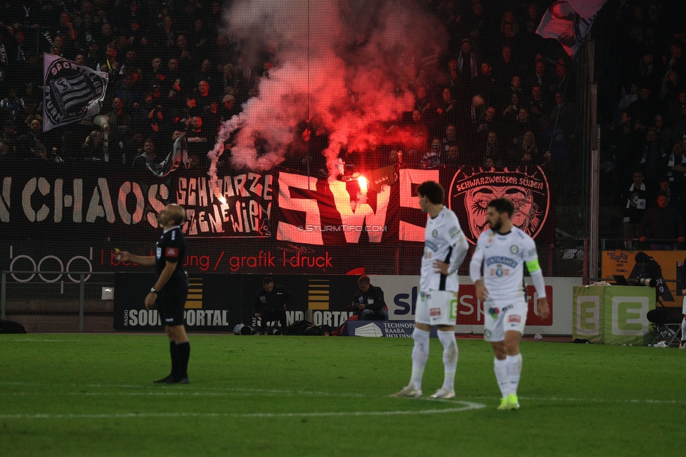 Sturm Graz - Rapid Wien
Oesterreichische Fussball Bundesliga, 12. Runde, SK Sturm Graz - SK Rapid Wien, Stadion Liebenau Graz, 02.11.2024. 

Foto zeigt Fans von Sturm
Schlüsselwörter: sws pyrotechnik