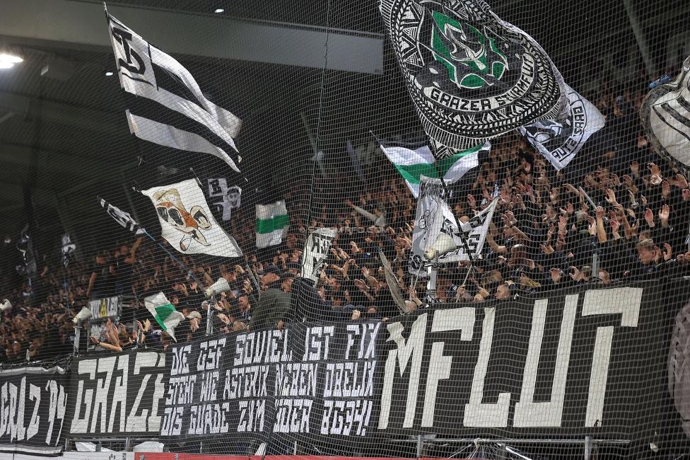 Sturm Graz - Rapid Wien
Oesterreichische Fussball Bundesliga, 12. Runde, SK Sturm Graz - SK Rapid Wien, Stadion Liebenau Graz, 02.11.2024. 

Foto zeigt Fans von Sturm mit einem Spruchband
Schlüsselwörter: brigata